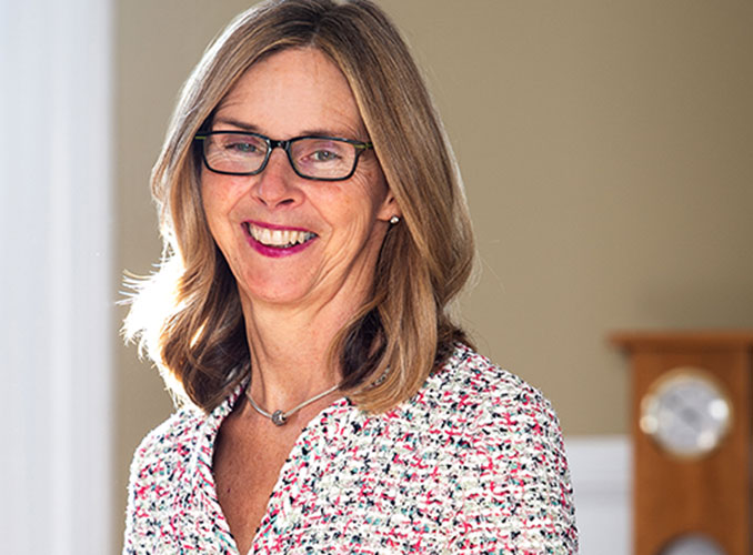 photo of caroline kelly, pembroke lawyer, mediator and arbitrator